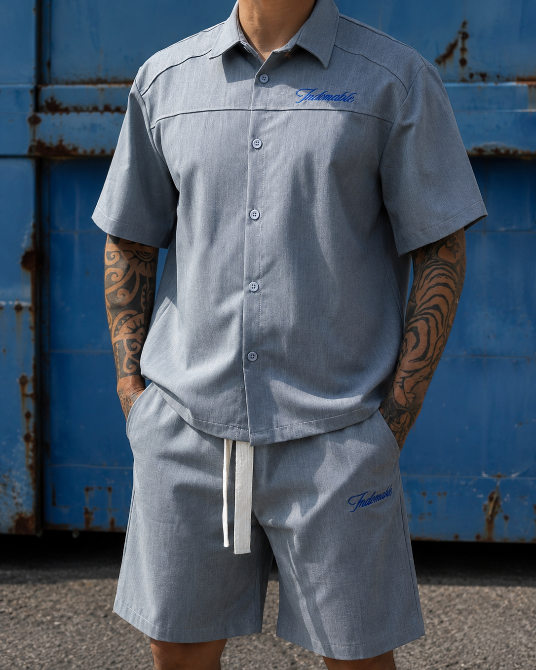 Coordinato Oversize Ricamo Indomable Blu Elettrico