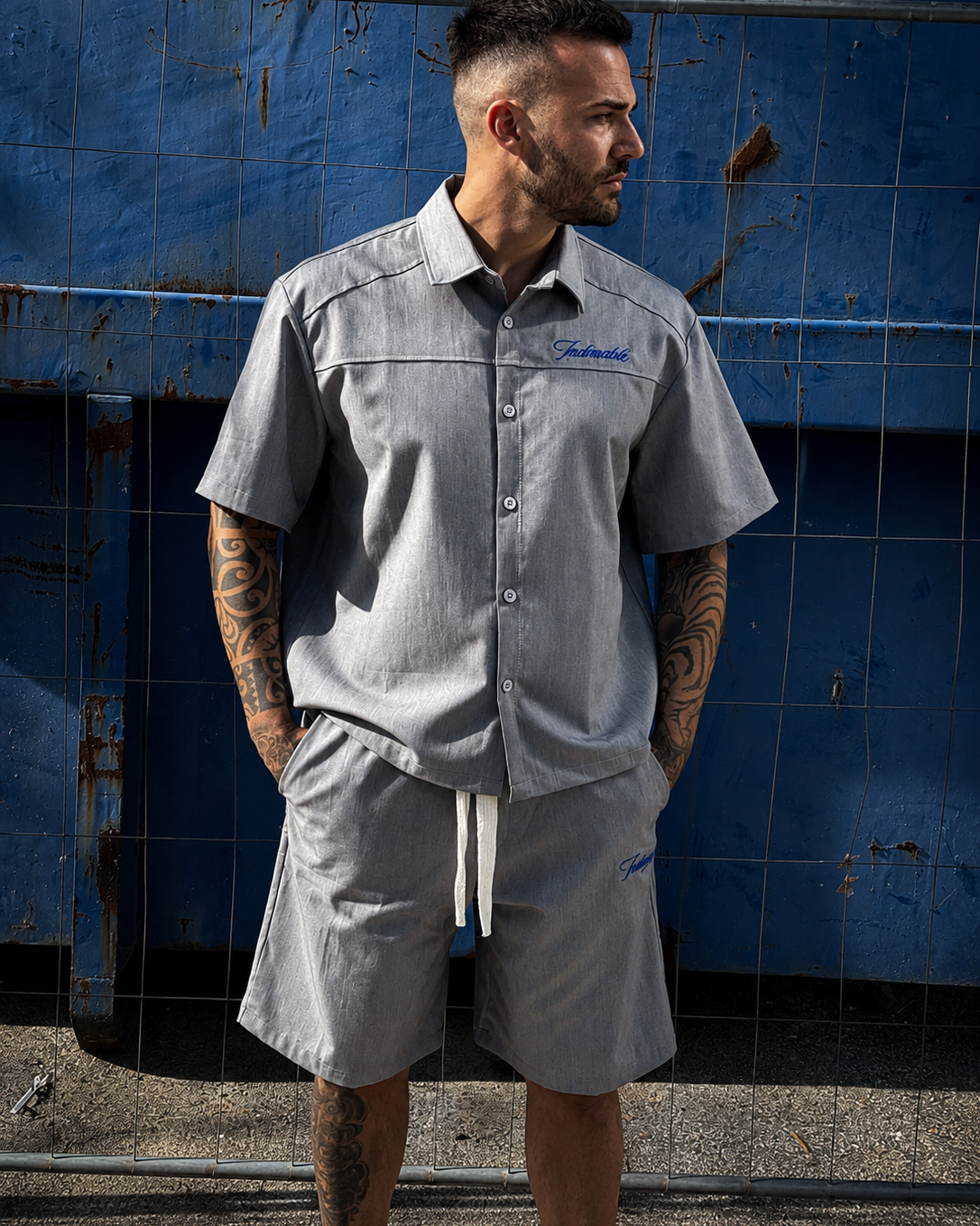 Coordinato Oversize Ricamo Indomable Blu Elettrico