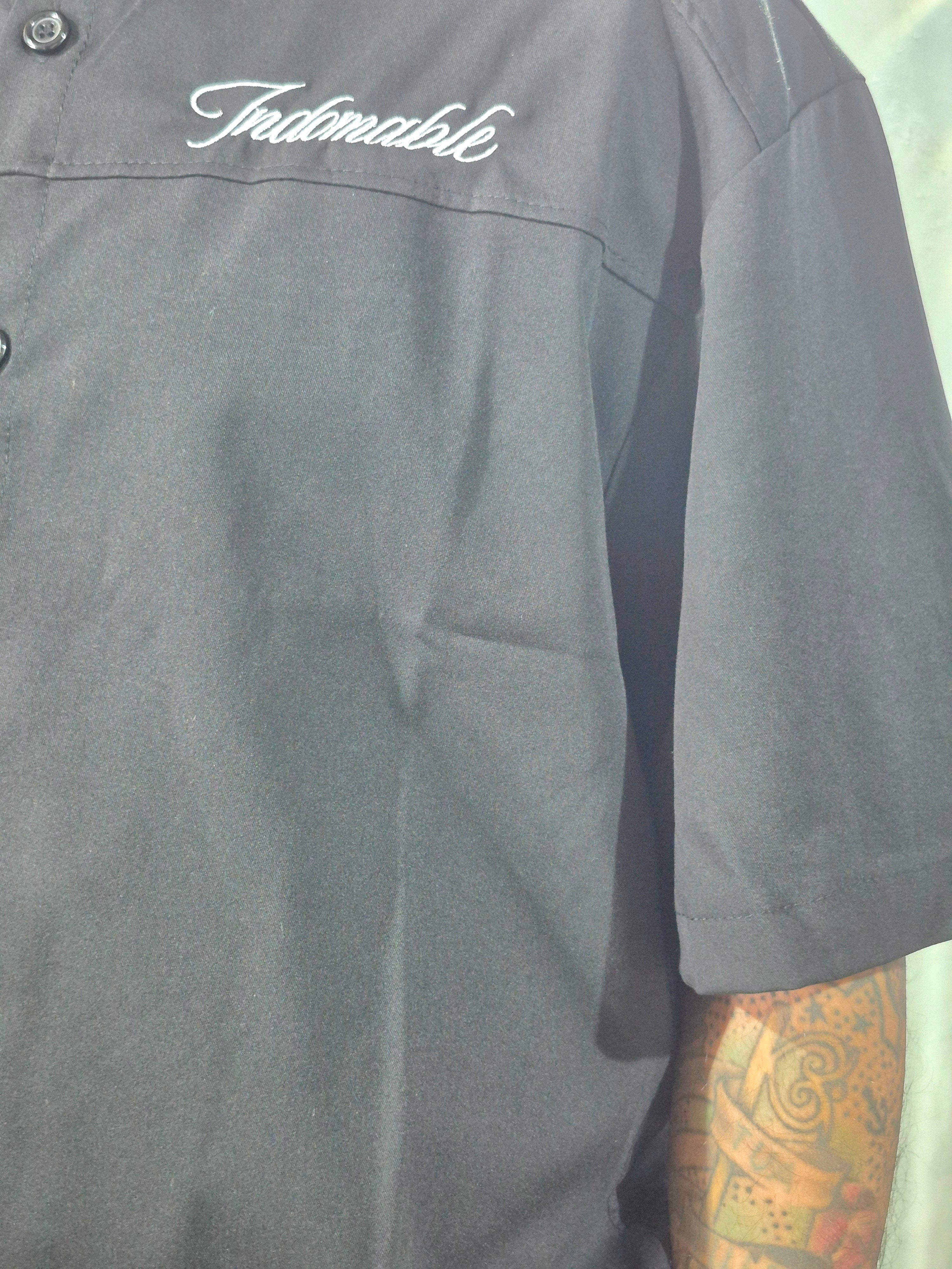 Coordinato Oversize Camicia + Shorts Ricamo Indomable- Nero / Ricamo Grigio Metallizzato