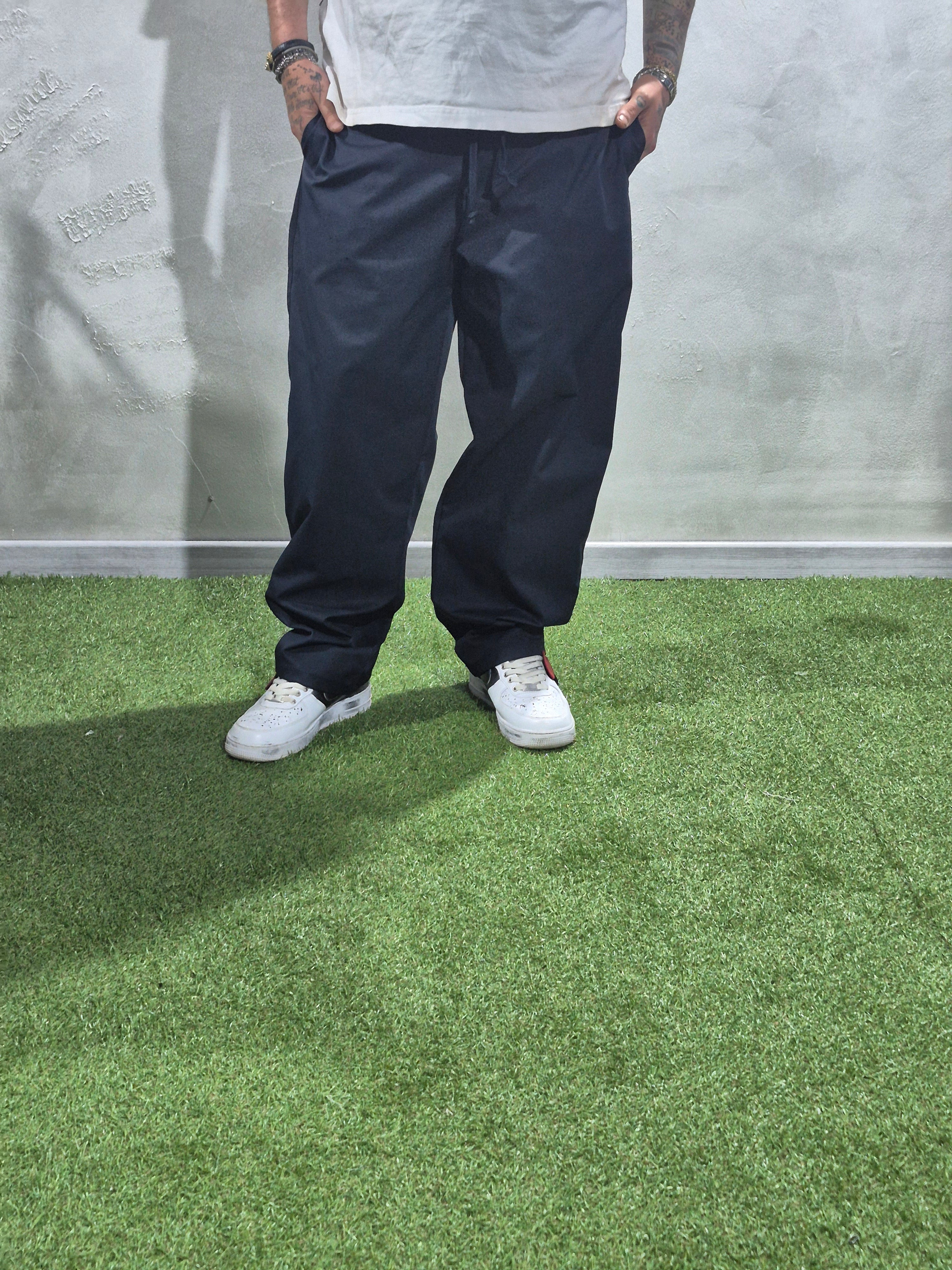 Pantaloni baggy