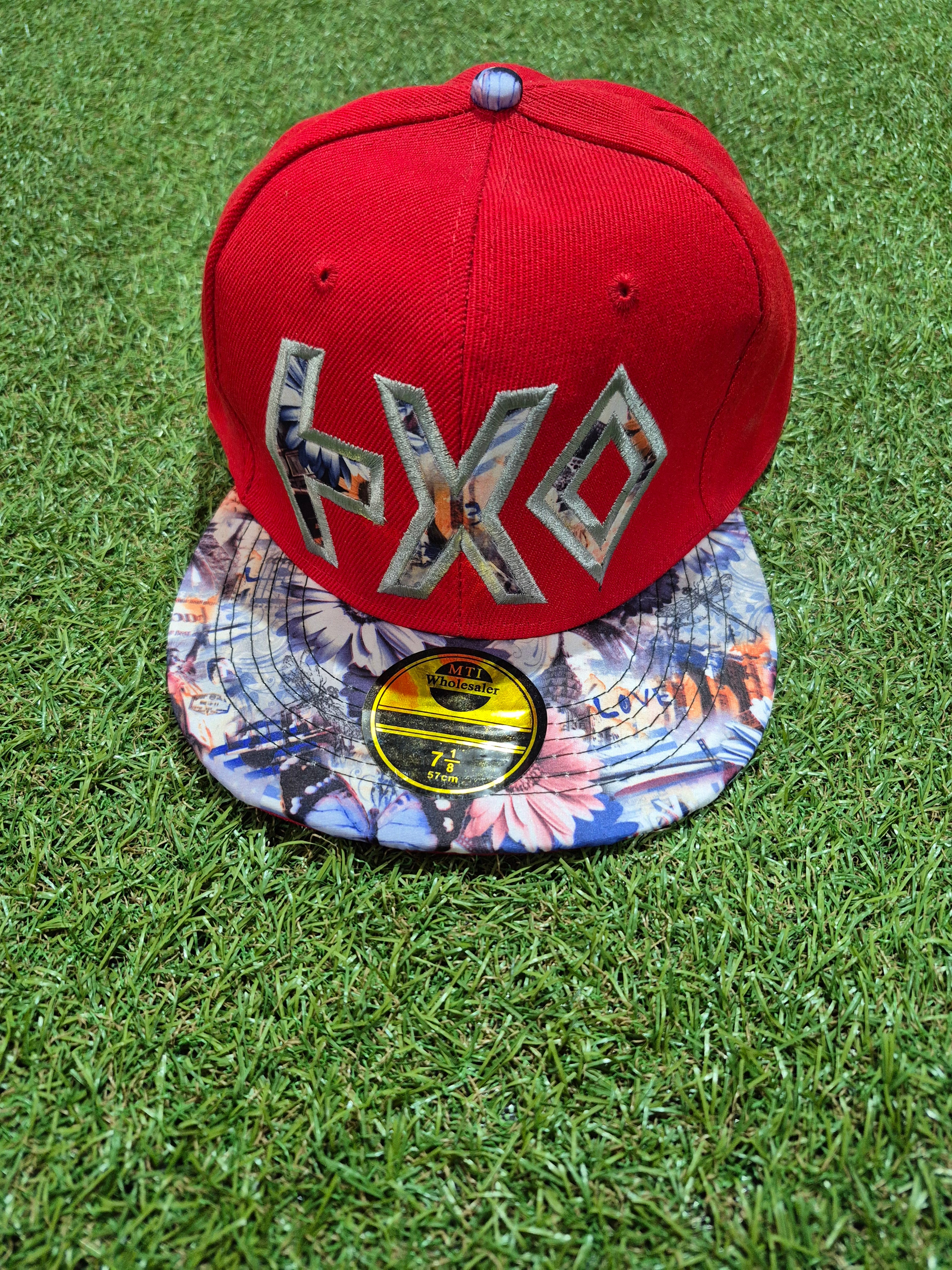 Cappello Red Embroidered