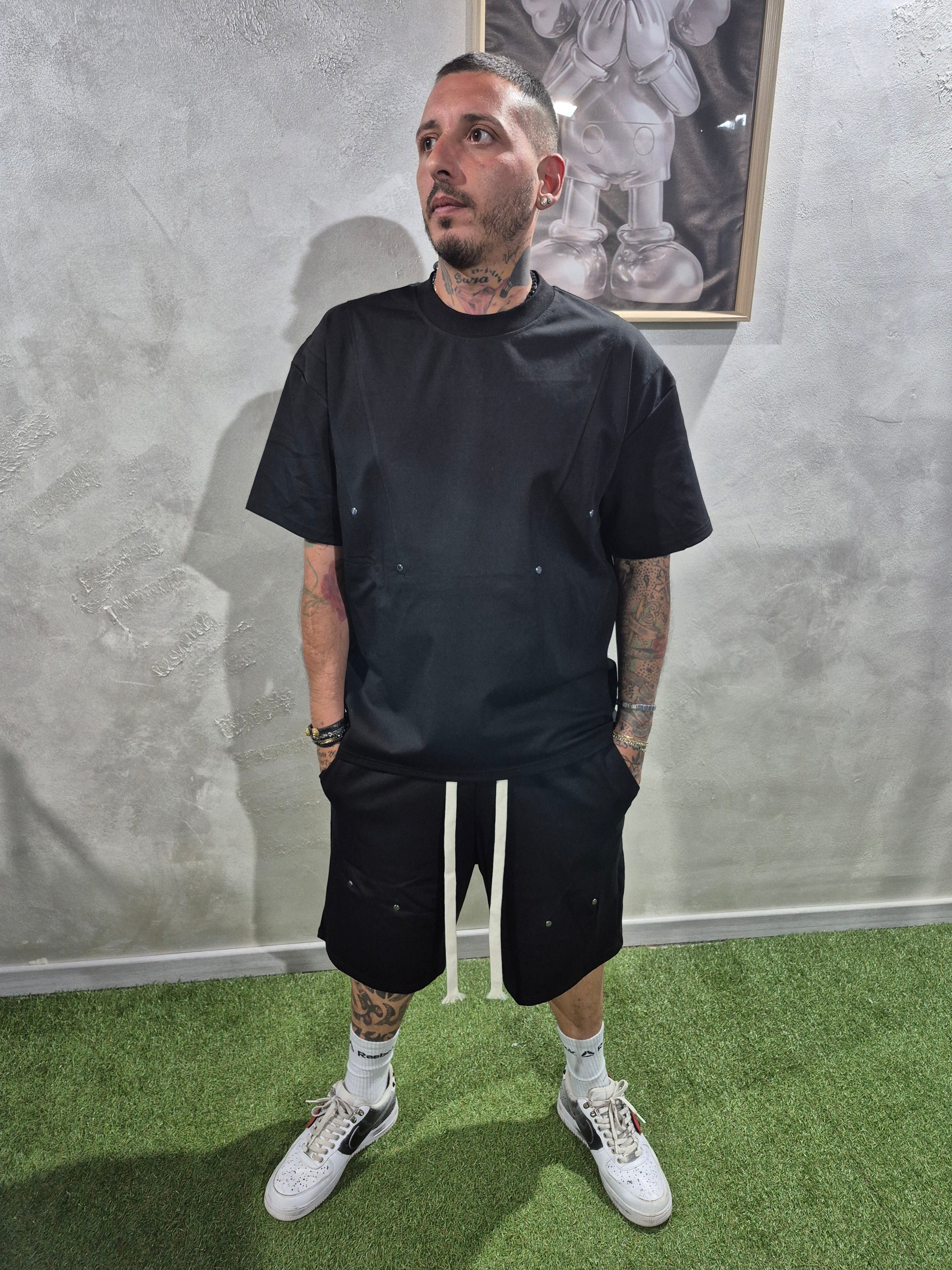 Completo Oversize Minimal T-Shirt + Shorts –  Bianco / Nero / Piombo