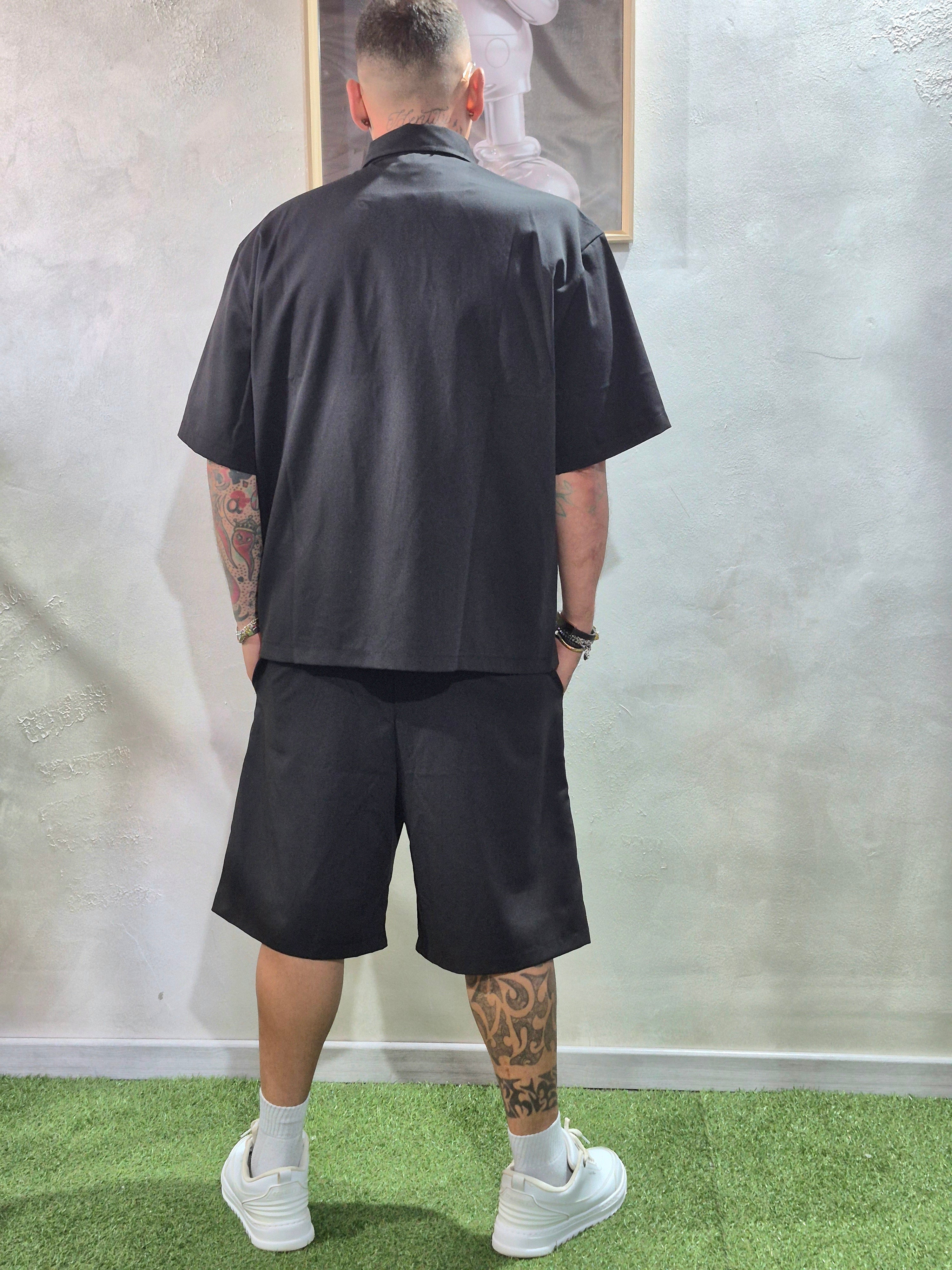 Coordinato Oversize Camicia + Shorts Ricamo Indomable- Nero / Ricamo Grigio Metallizzato