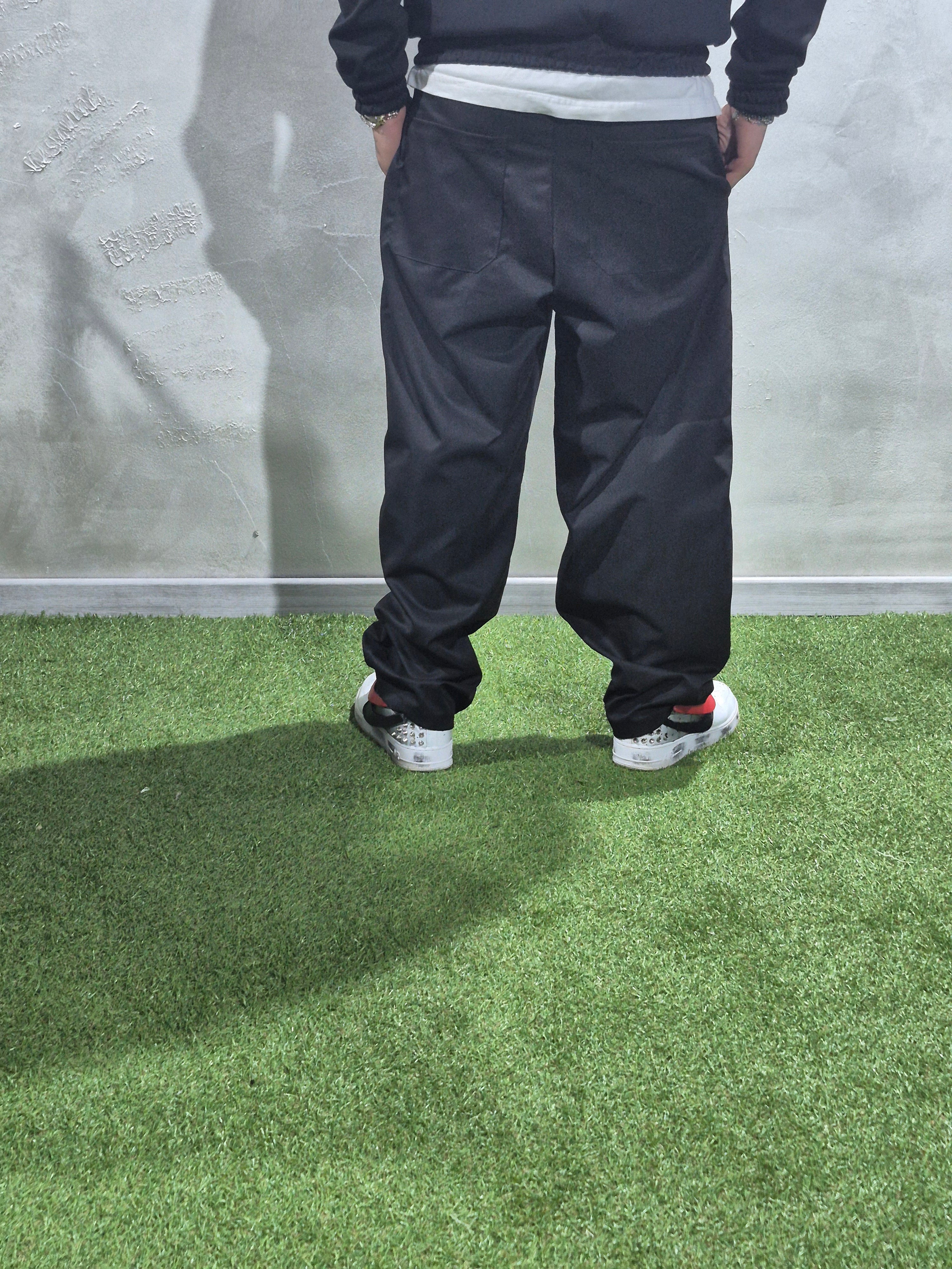 Pantaloni baggy